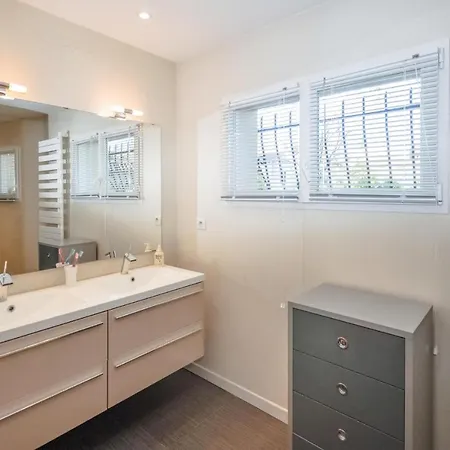 3 Bedroom Lovely In * Peymeinade